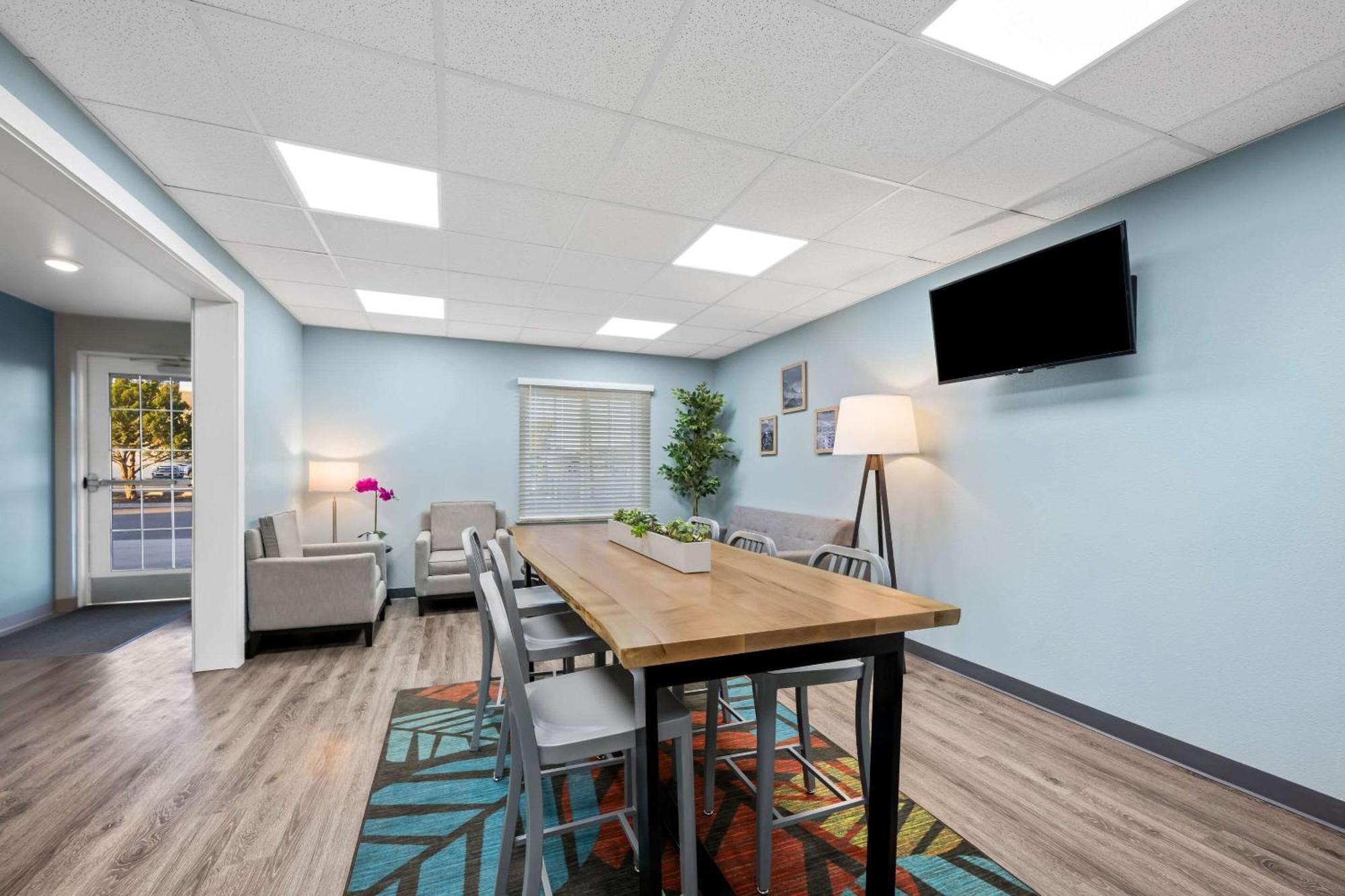 Woodspring Suites Hobbs Air Base City Экстерьер фото