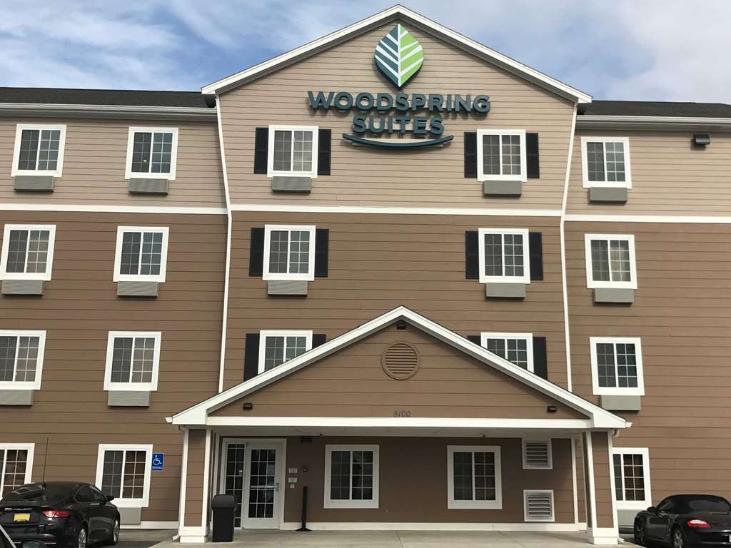 Woodspring Suites Hobbs Air Base City Экстерьер фото