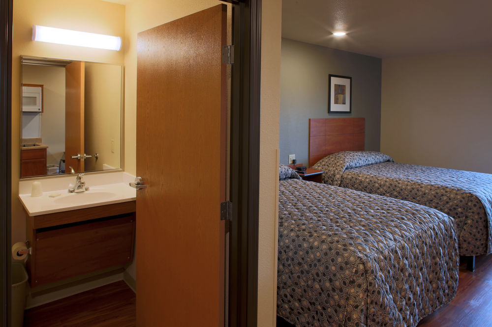 Woodspring Suites Hobbs Air Base City Экстерьер фото
