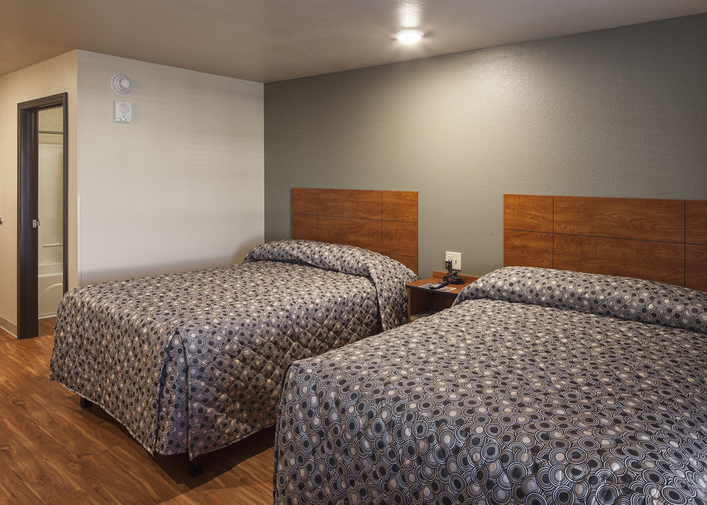 Woodspring Suites Hobbs Air Base City Экстерьер фото
